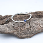 Charger l'image dans le visualiseur de galerie, "JE SUIS PROTÉGÉ(E)" Bracelet homme blanc mat et argent mat