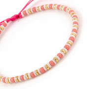 Bracelet femme en perle de vree Miyuki rose saumon, perle et or. Fabriqué à la main à Saumur France