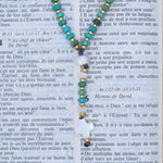 Charger l&#39;image dans le visualiseur de galerie, Chapelet de téléphone jaspe bleu, nacre et perles de verre Miyuki or
